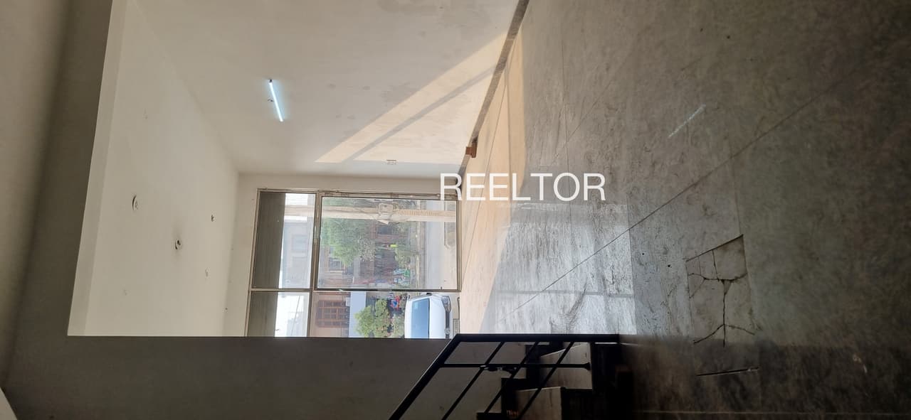 Showroom For Sale In Bai Ka Nagla Weir