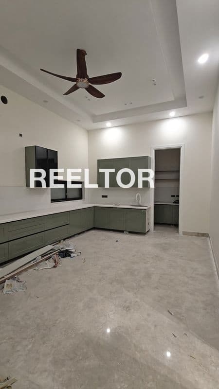 Image of 6 BHK Villa Ready for Rent in Sector 86