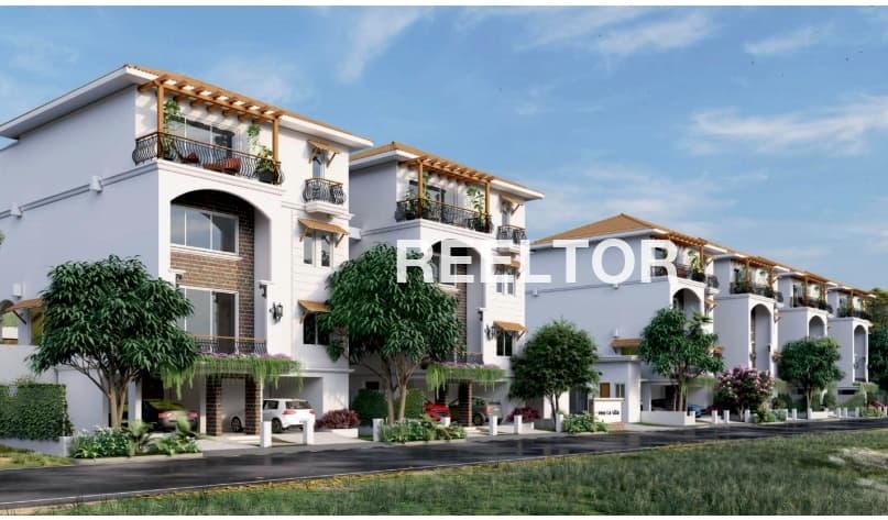 Image of Well-Connected 8 BHK Villa in Dwarka Sector 15