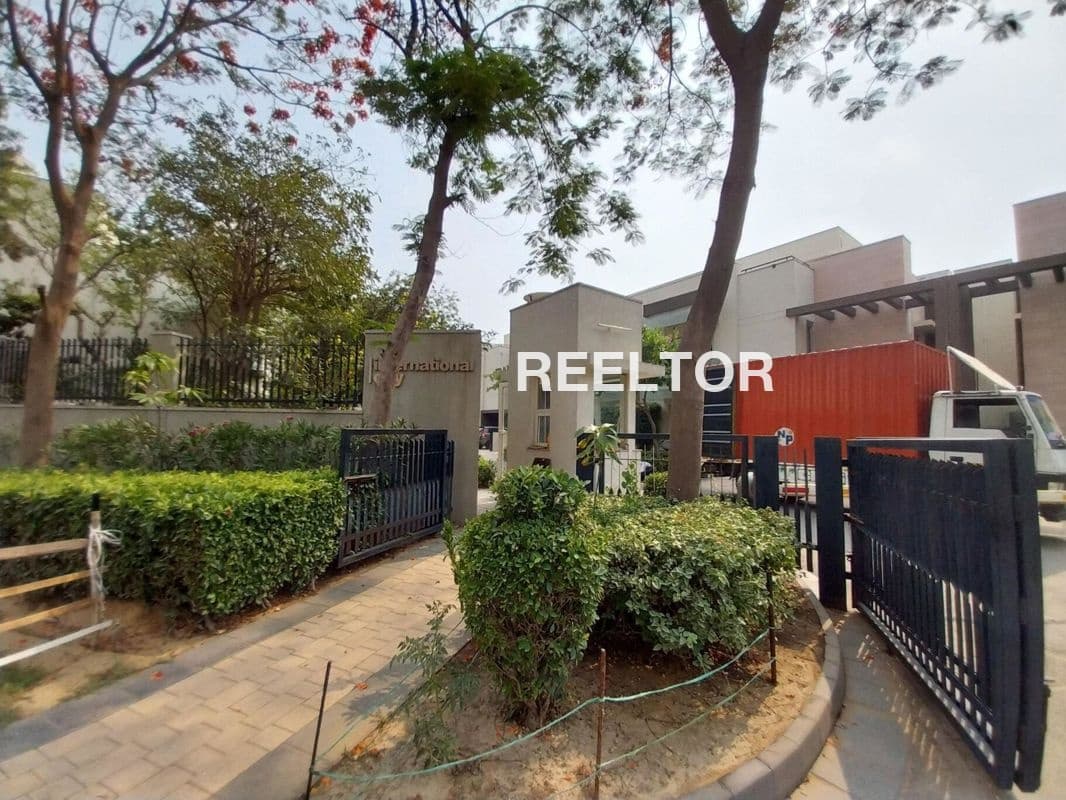 Image of 8 BHK Villa with Parking in Subodh Chabra Apartment For Rent, Rajnandgaon