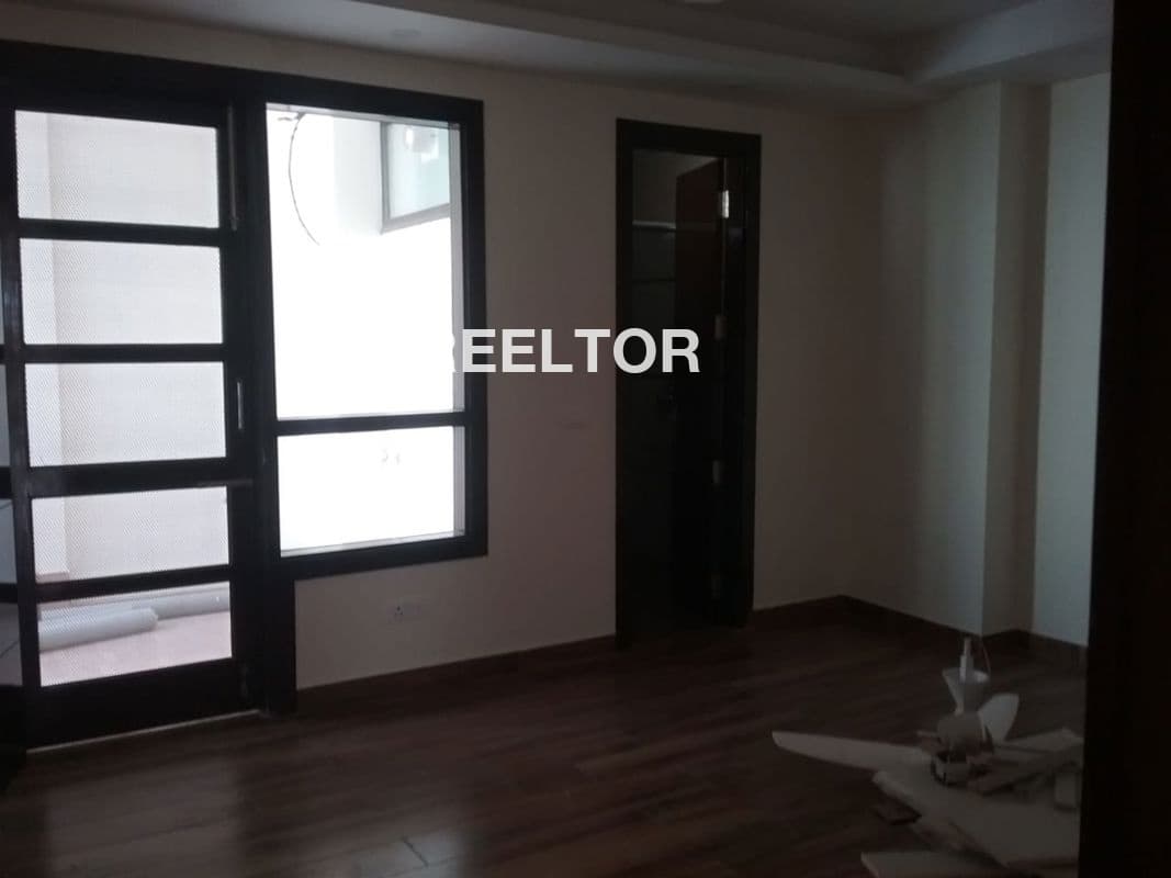 Image of Upscale 6 BHK Villa for Sale in Ayodhya Nagar Sector K