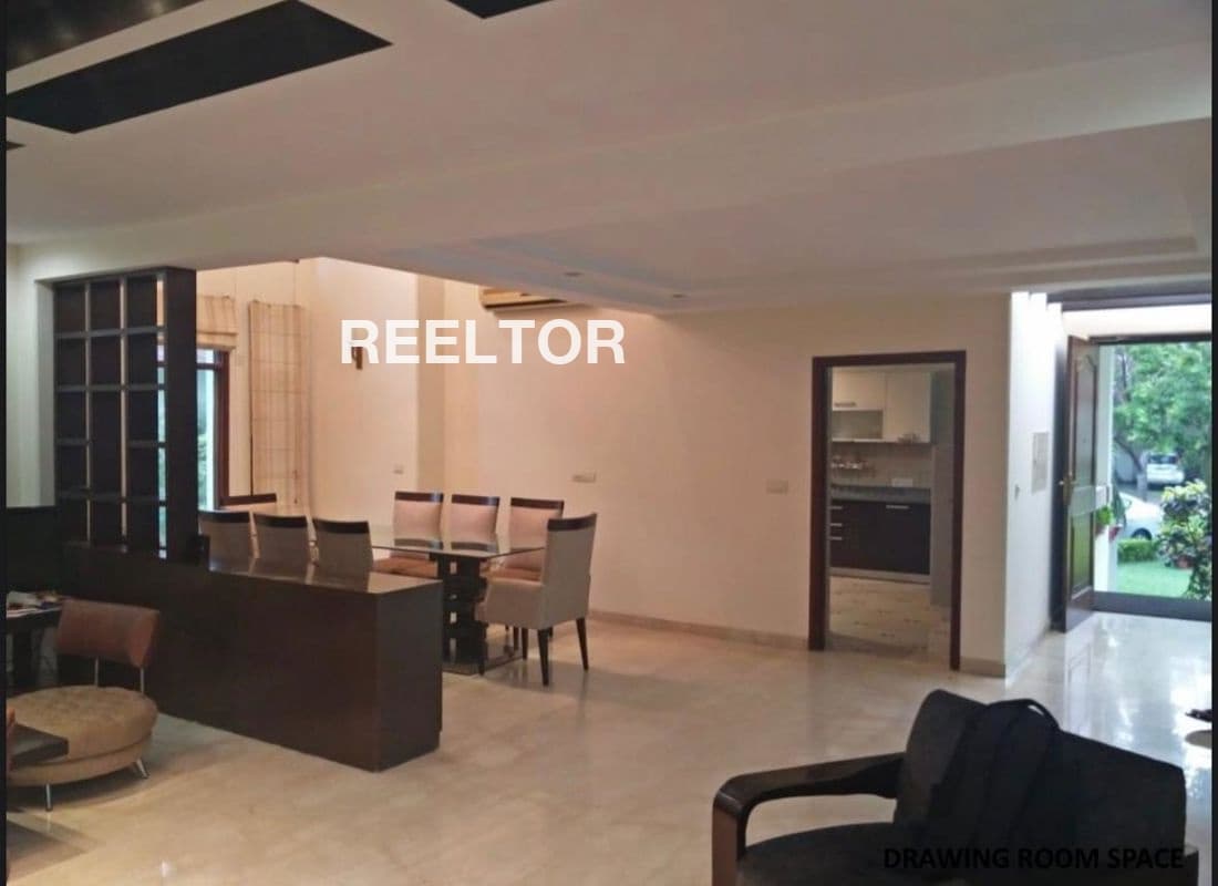 Image of Heart of Vivekanand Marg: 5 BHK Villa for Sale