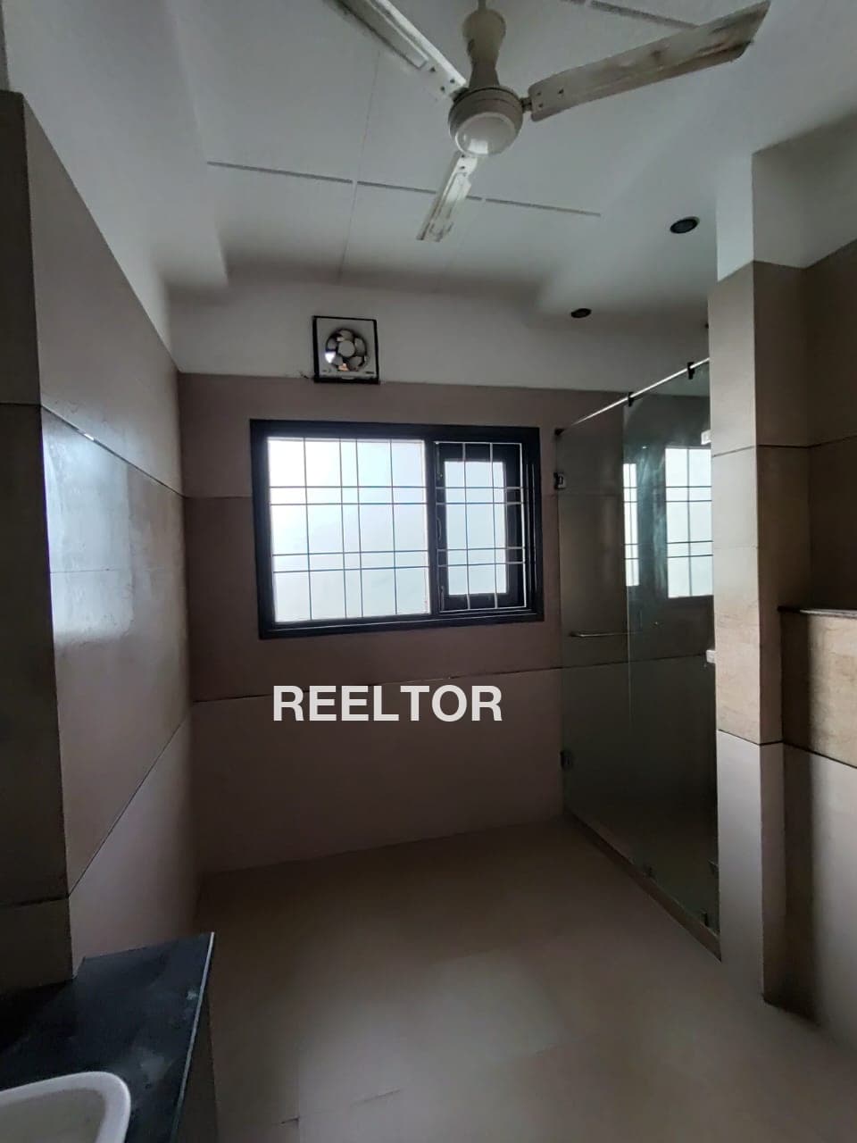 4 Bhk House For Rent In Bsnl Society Golf Club