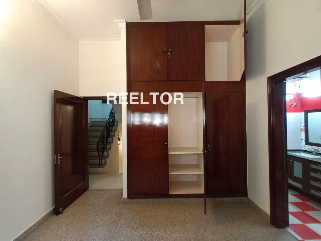 Image of Cost-Effective 5 BHK Villa in KK Nagar Sector 2