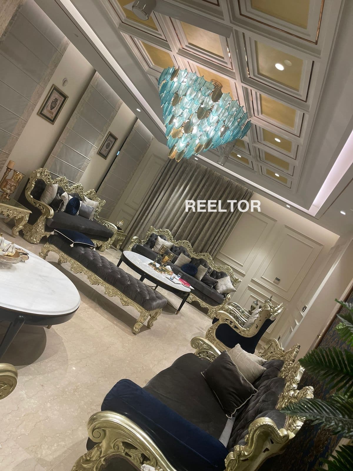 Shop For Rent In Gopipura Mandawar