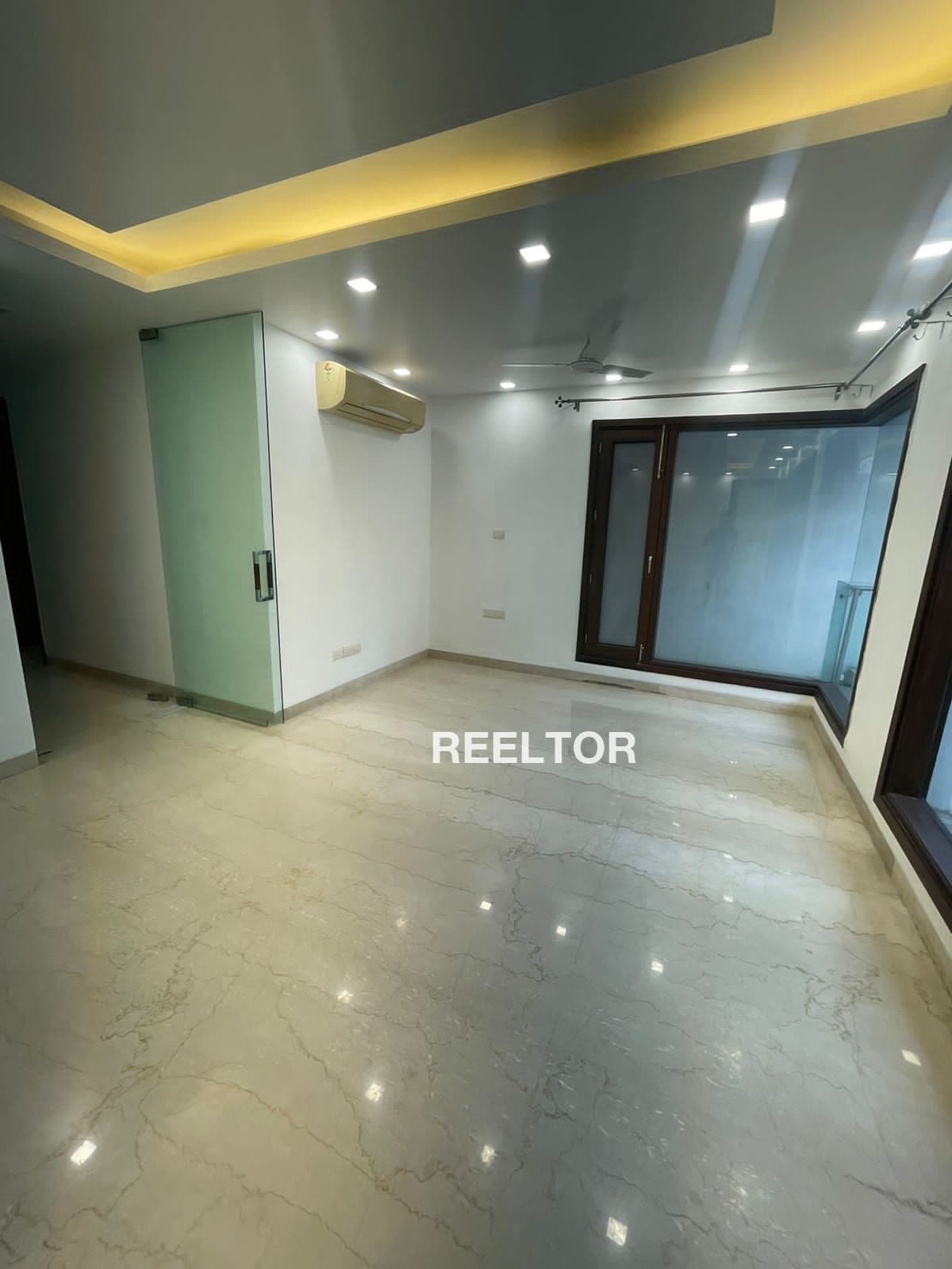 Image of Well-Connected 6 BHK Villa in Ambabari