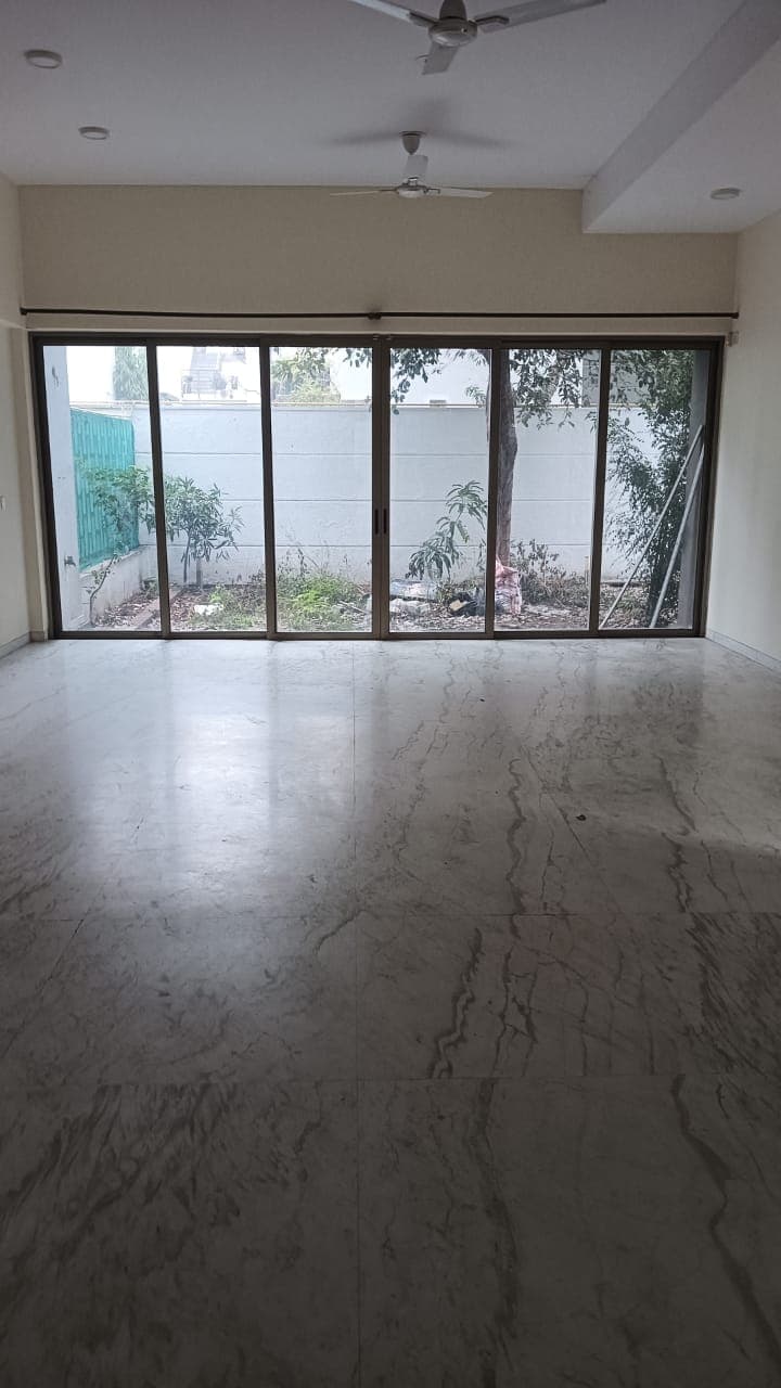 Image of Spacious 2nd Floor 8 BHK in Muradnagar, Ghaziabad