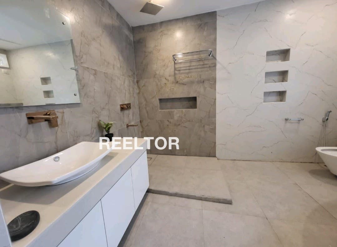 Image of Luxurious 6 BHK Villa Available for Rent in Ashok Vihar Phase 2 Block KA