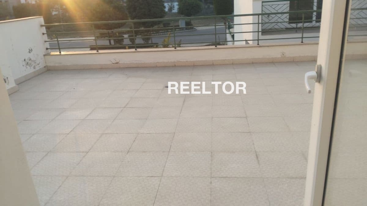 Image of Reasonably Priced 8 BHK Villa in Govindpuri