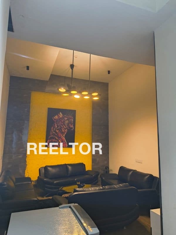 Image of 7 BHK with 4099 sqft Net Area in Rohini Sector 3