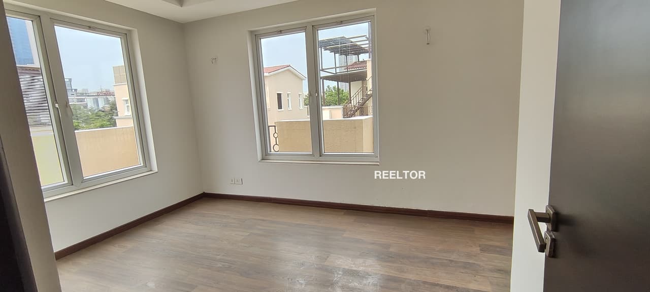 Image of SHOLINGANALLUR TNHB Block 1 7 BHK Villa for Sale