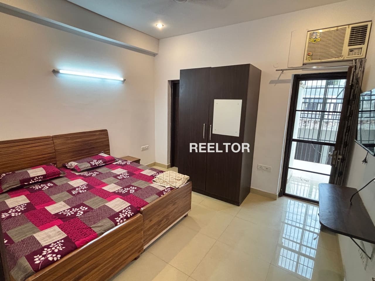 Image of 8 BHK | 1956 sqft Carpet | Saket Block A