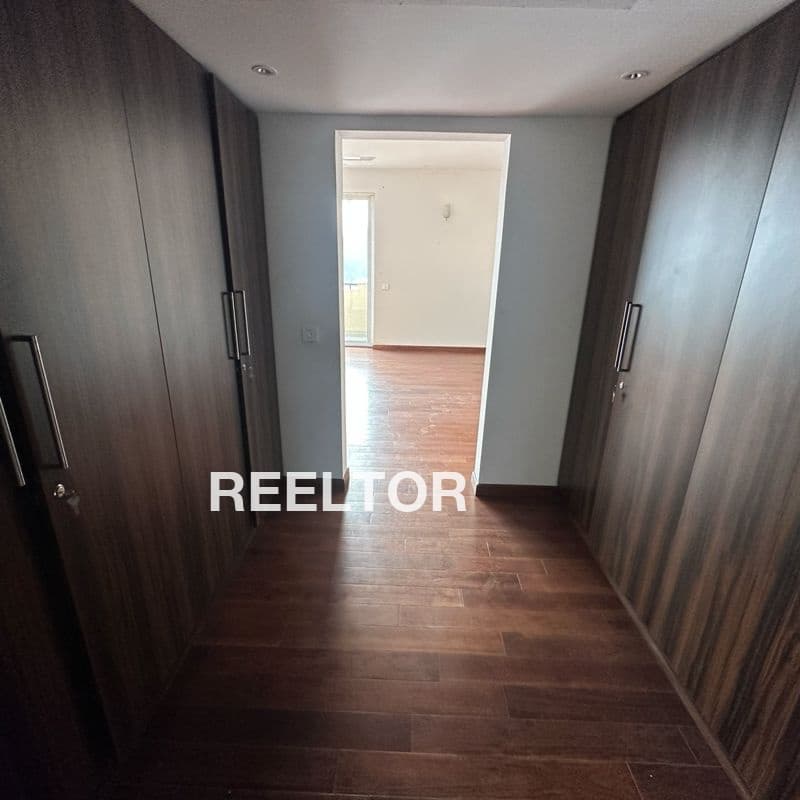 Image of Large 7600 sqft 5 BHK for Sale in Sector 58