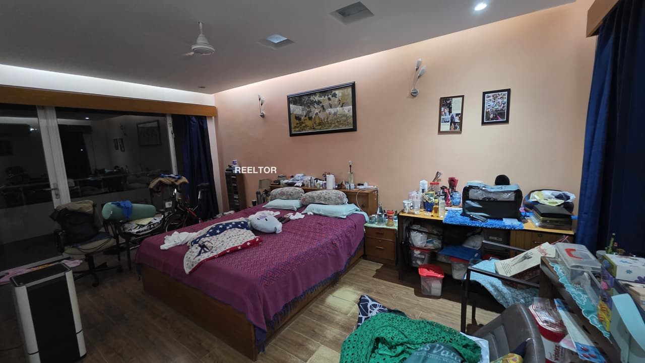 Image of 3rd Floor 7 BHK Villa Available in ANNA NAGAR Block Z