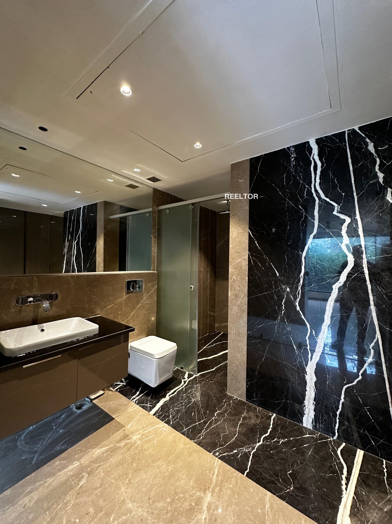 Image of East-Facing 7 BHK Villa for Sale in Jaswant Nagar