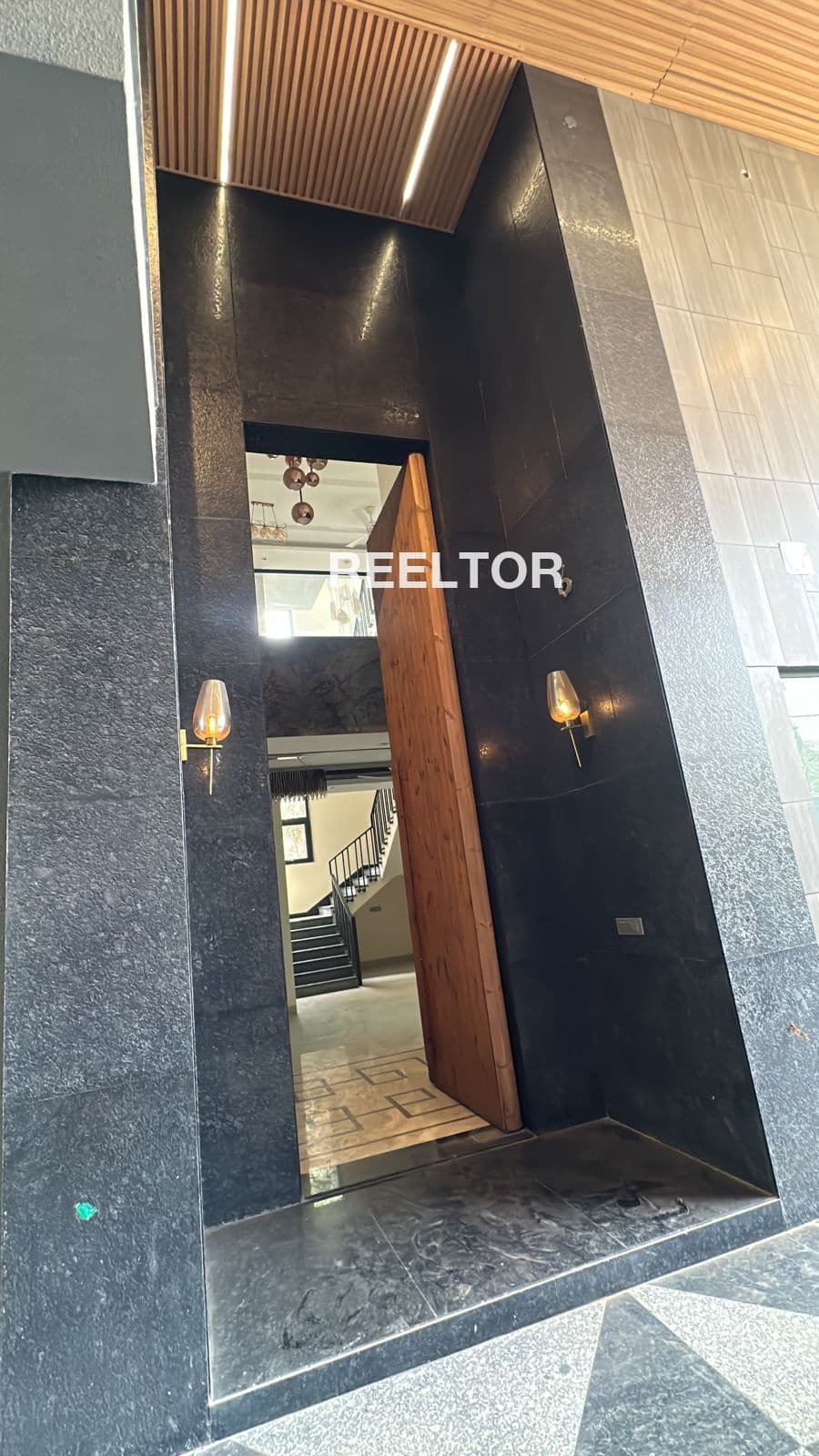 Image of Dronagiri Sector 9 Prime 5 BHK Villa for Rent