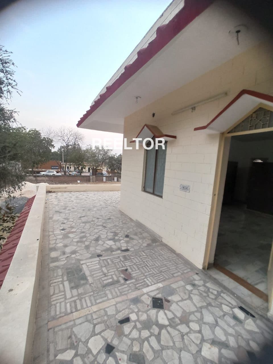Image of Corner & Airy 7 BHK Villa in SHOLINGANALLUR TNHB Block 5, Chennai