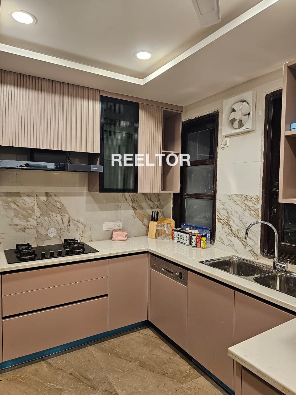 Image of Vastu Compliant 5 BHK Villa for Rent in Gandhinagar Sector 27A