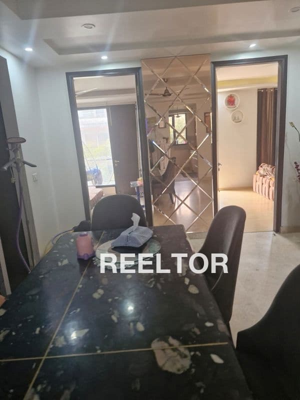 Image of Spacious 8 BHK Villa for Rent in Rohini Sector 3