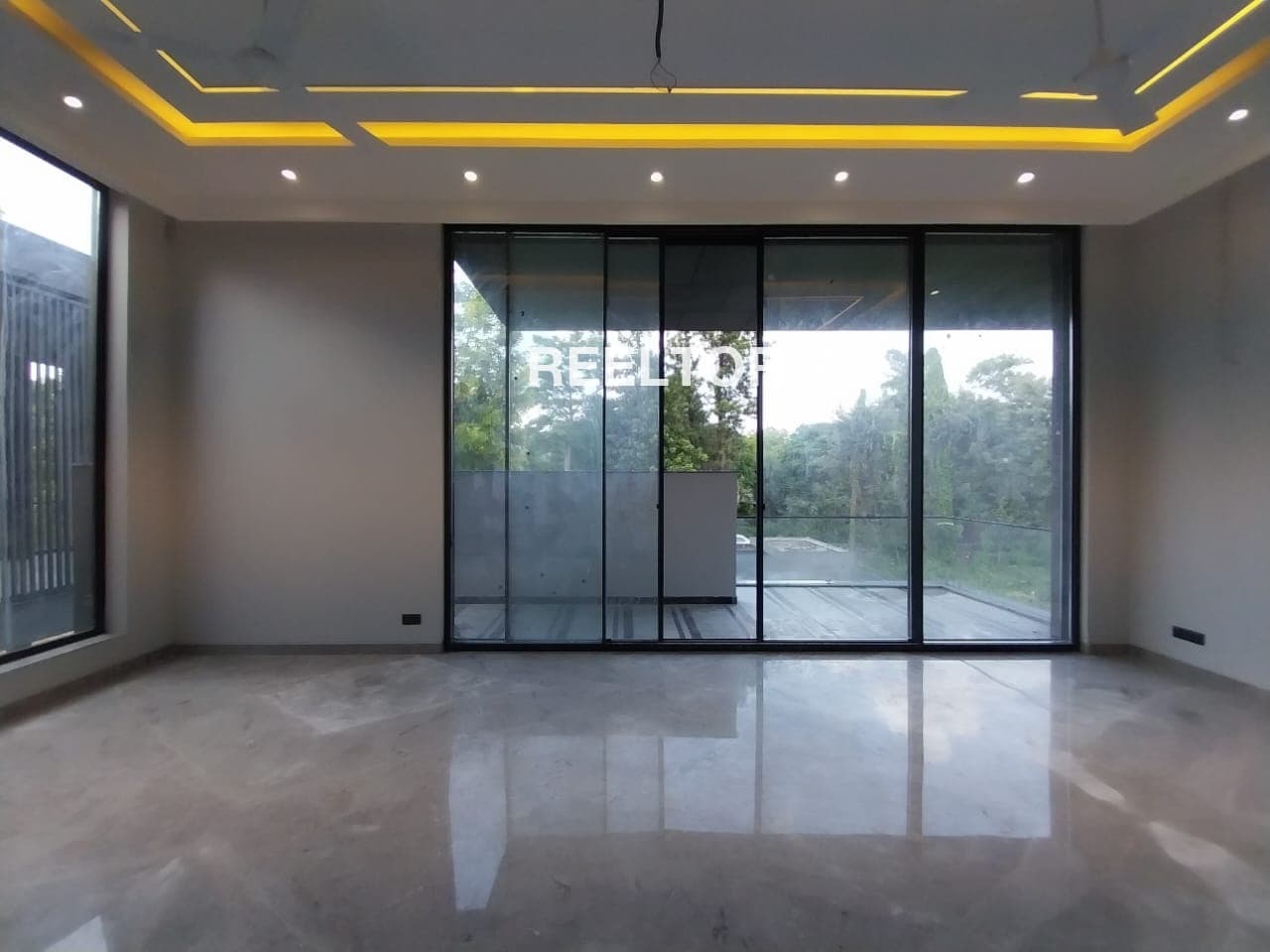 Image of Saket Block A 8 BHK Villa — For Sale Today