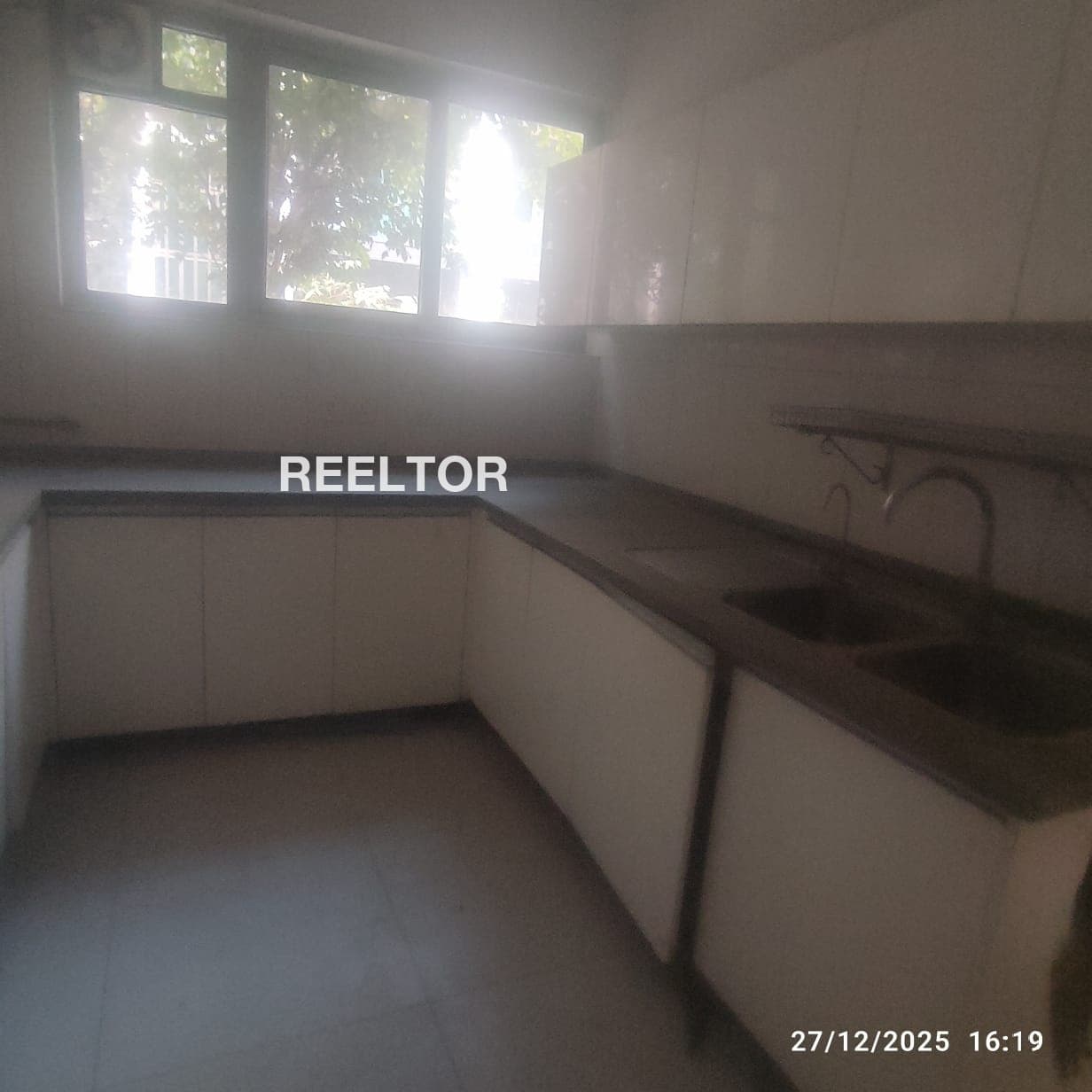 Image of R K Puram Sector 4,  Delhi — 7 BHK Villa for Rent