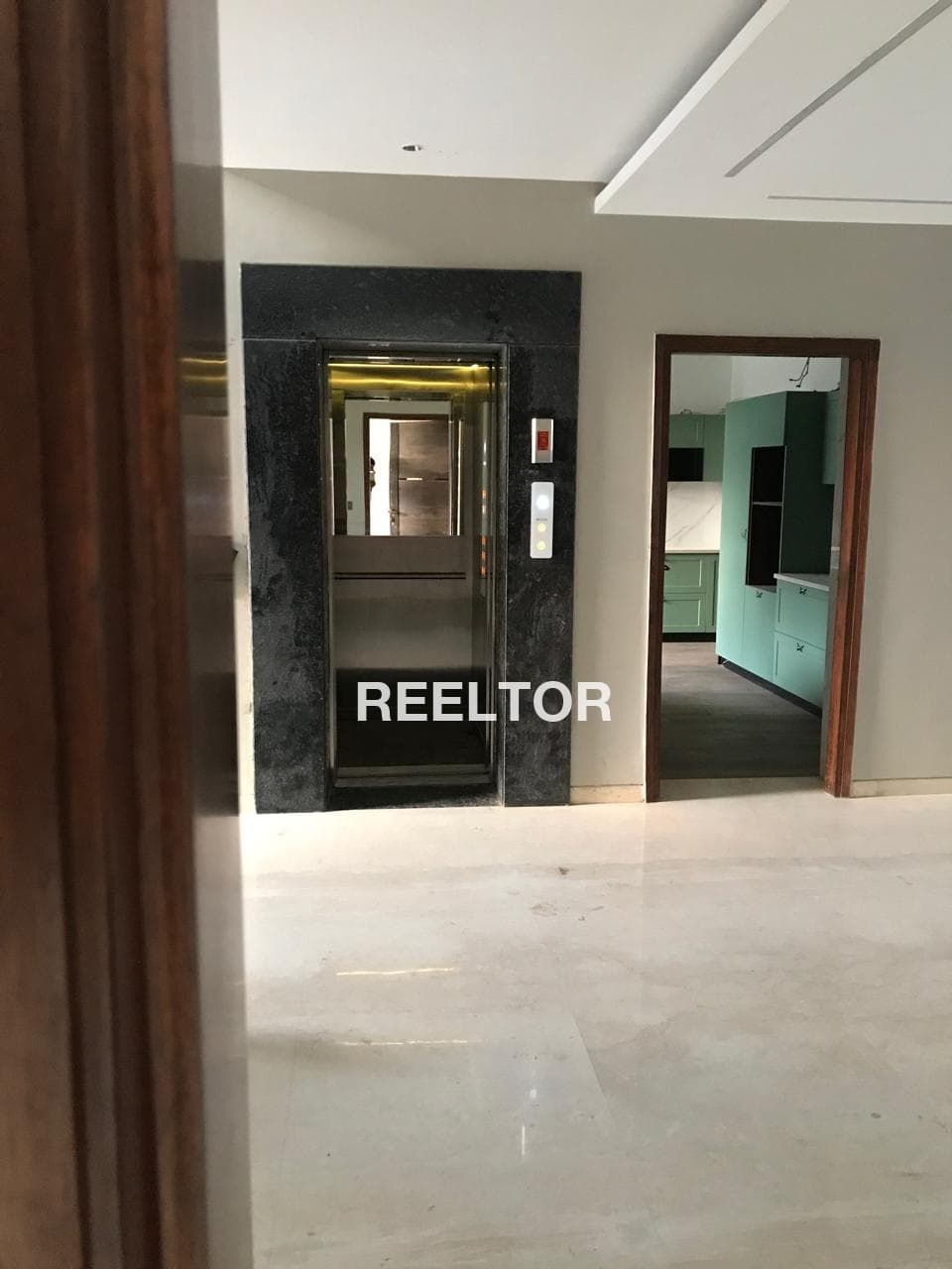 Image of Safe Neighbourhood 6 BHK Villa in Vatika