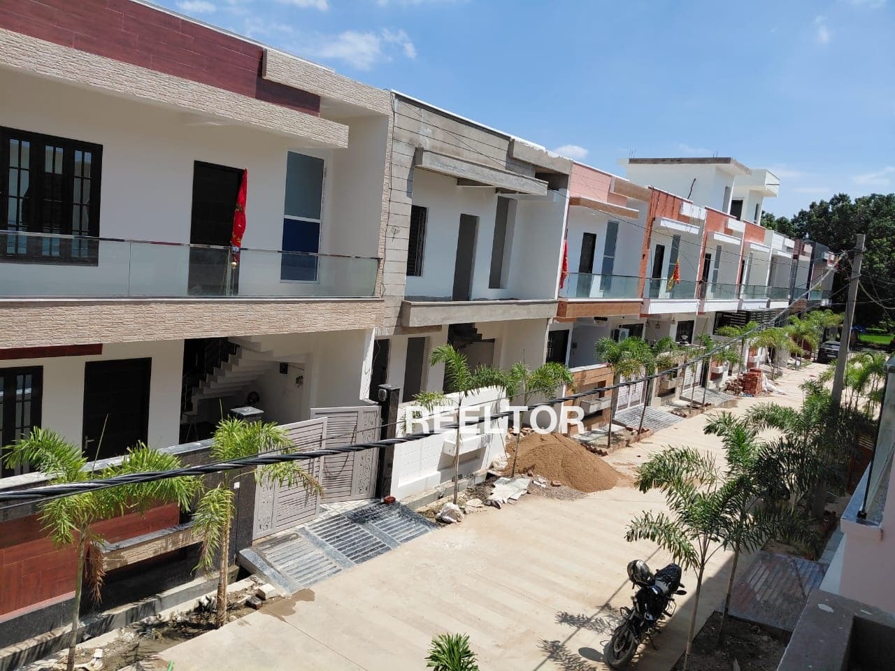 Villa For Sale In Paikan Bhangar