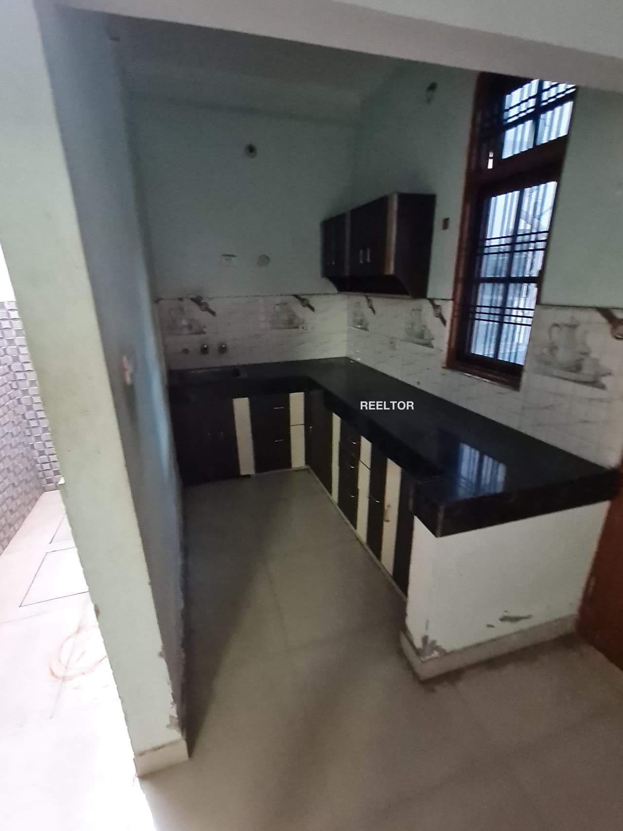Image of Park-Facing 6 BHK Villa for Rent in sector 63a