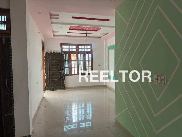 Shop For Sale In Navjeevan Vihar Hauz Khas