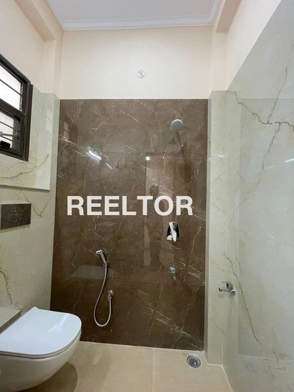 Image of 5 BHK Villa with Parking in Dwarka Sector 25,  Delhi