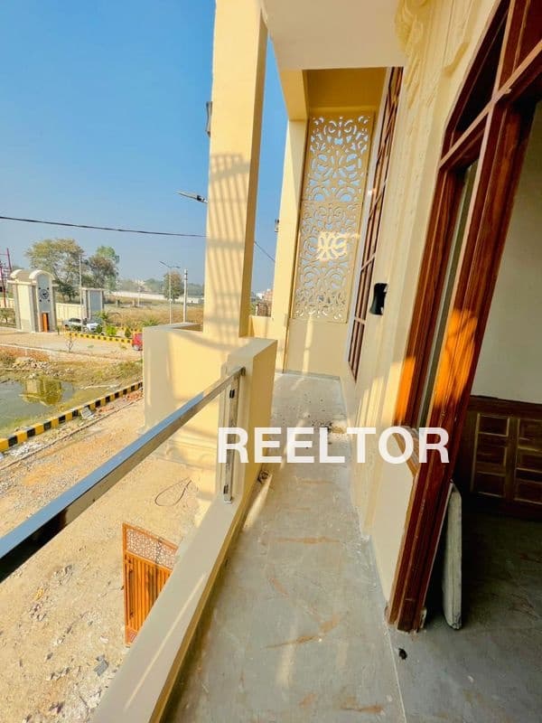 Image of Sun-Kissed 8 BHK Villa in Nirnay Nagar Sector 3 Pocket 1