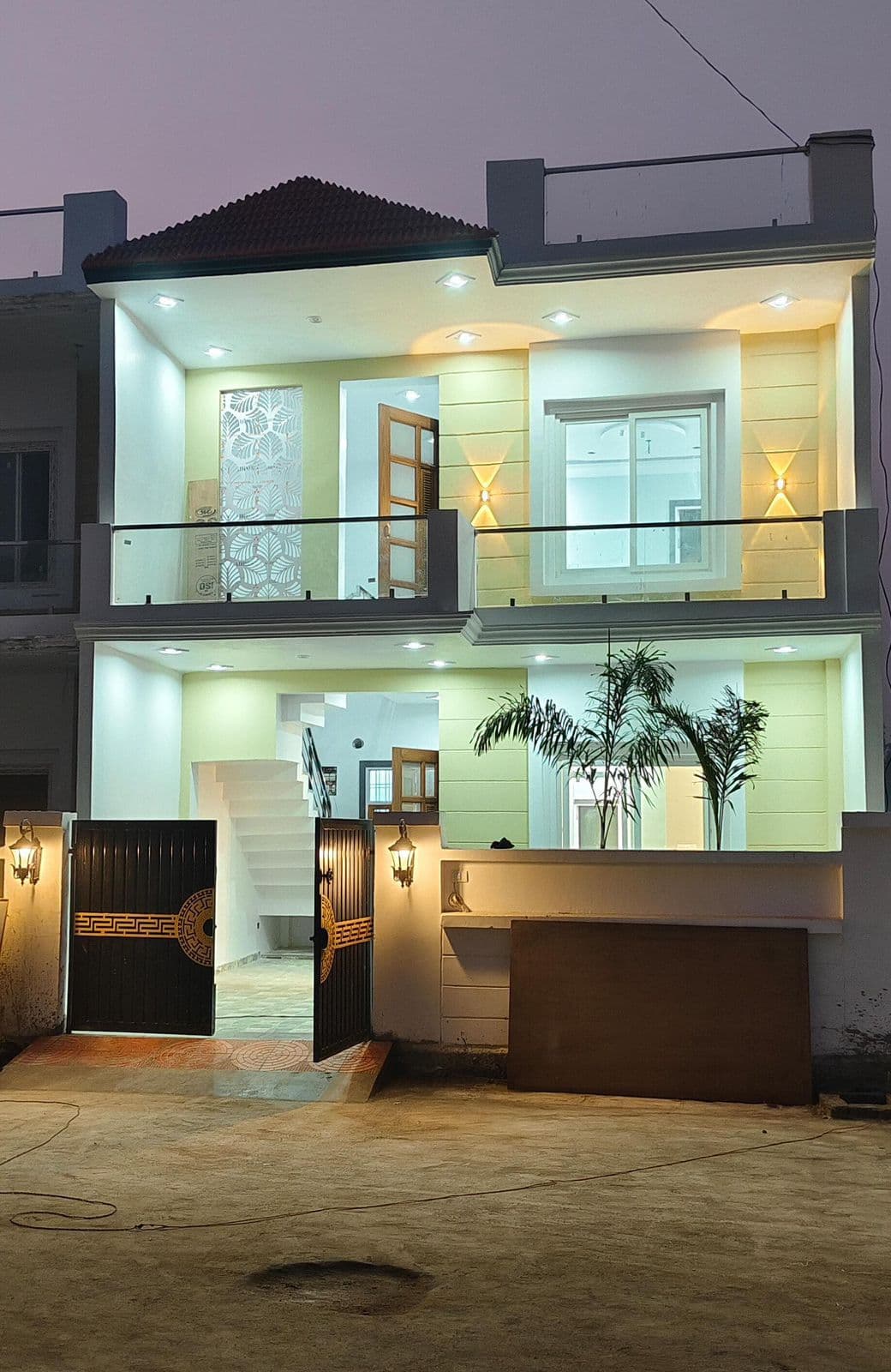 Image of 3700 Sqft 8 BHK Villa Available in Nerul Sector 44