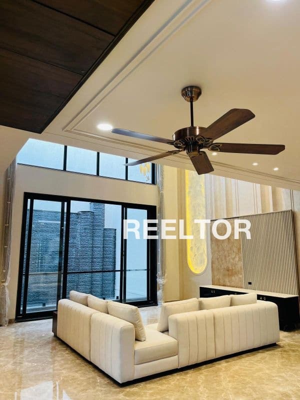 Image of Metro Nearby 6 BHK Villa for Rent in Brijlalpura