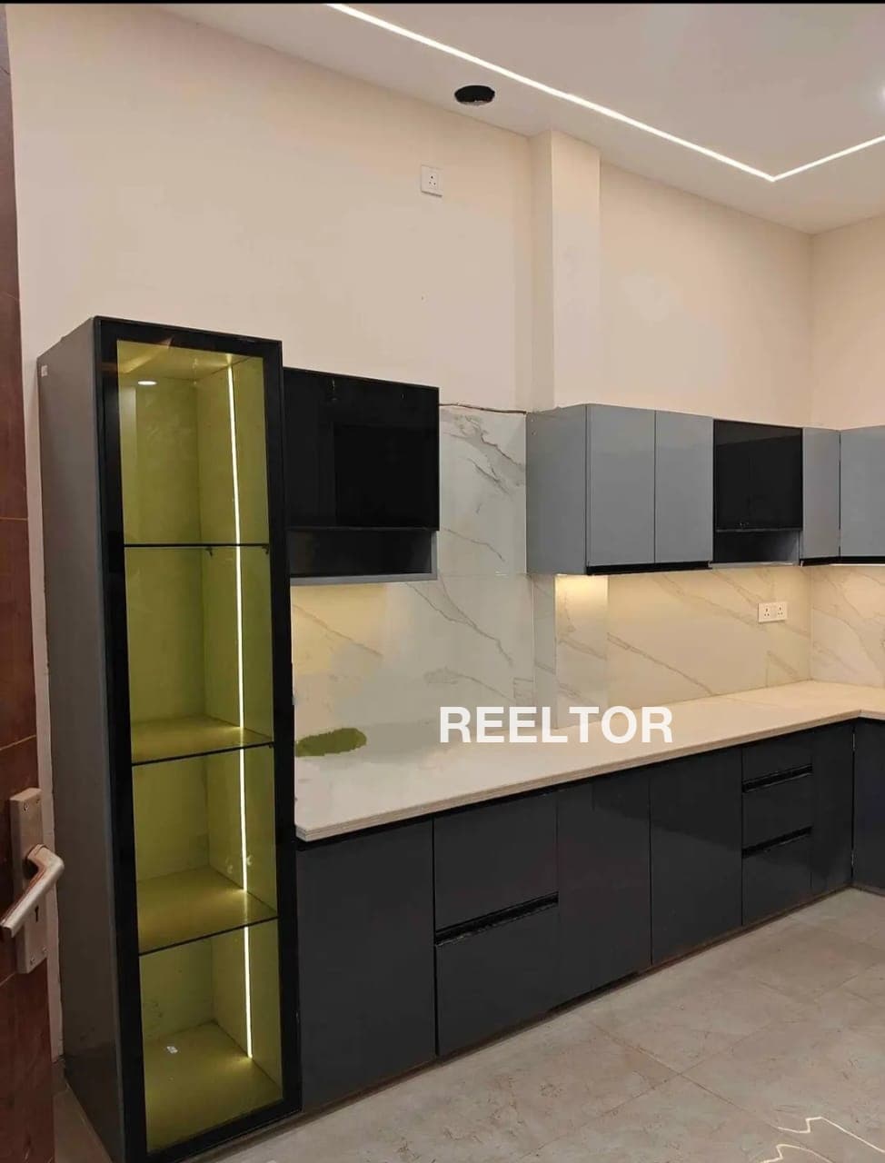 Image of Modern 8 BHK Villa Available for Sale in Vikaspuri Block F