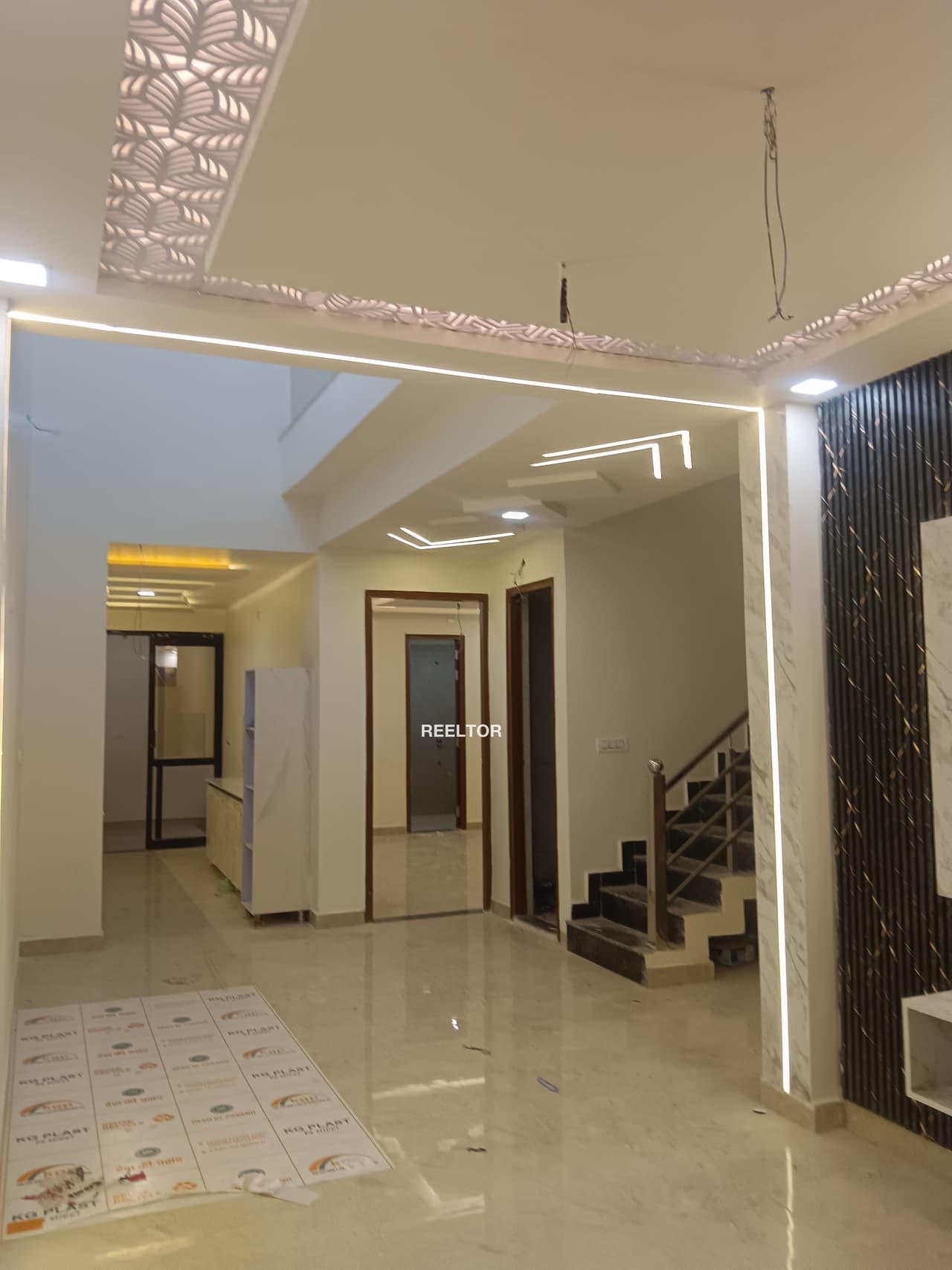 Shop For Rent In Netaji Nagar Market Vasant Vihar