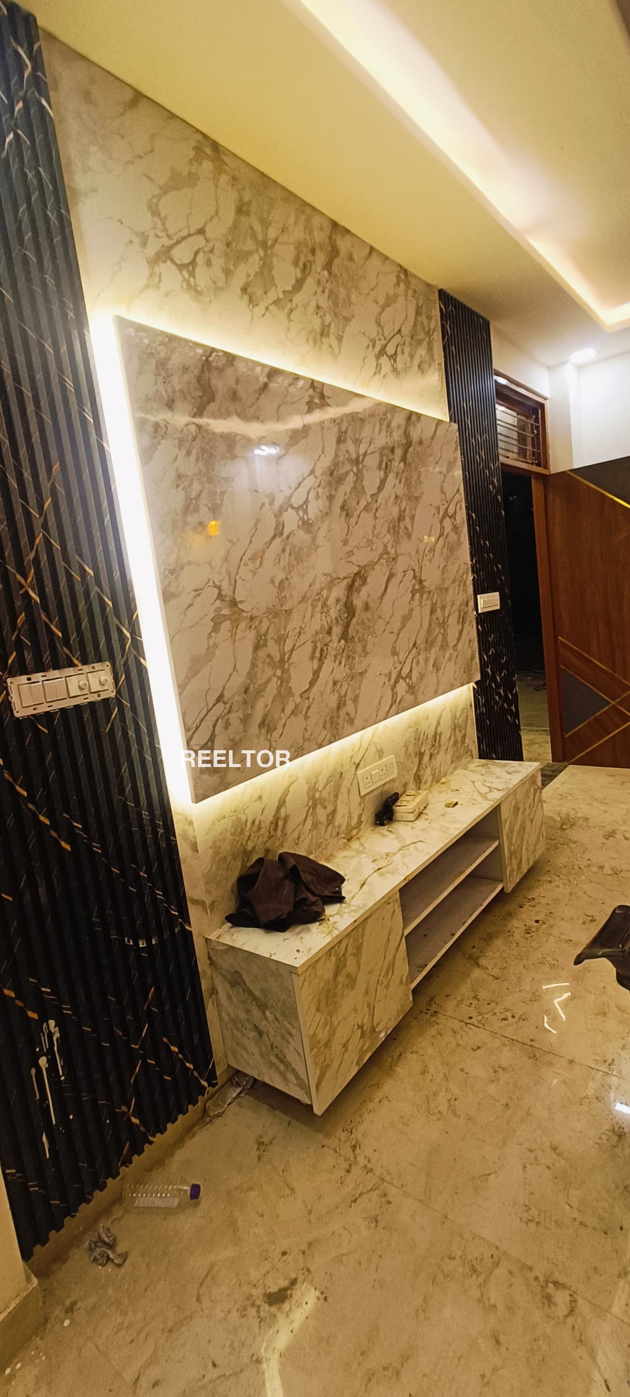 Image of South-Facing 6 BHK Villa for Rent in Sarangpur