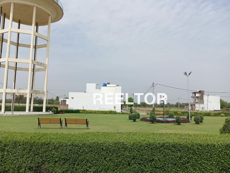 Image of Upscale 6 BHK Villa for Sale in Sector 22