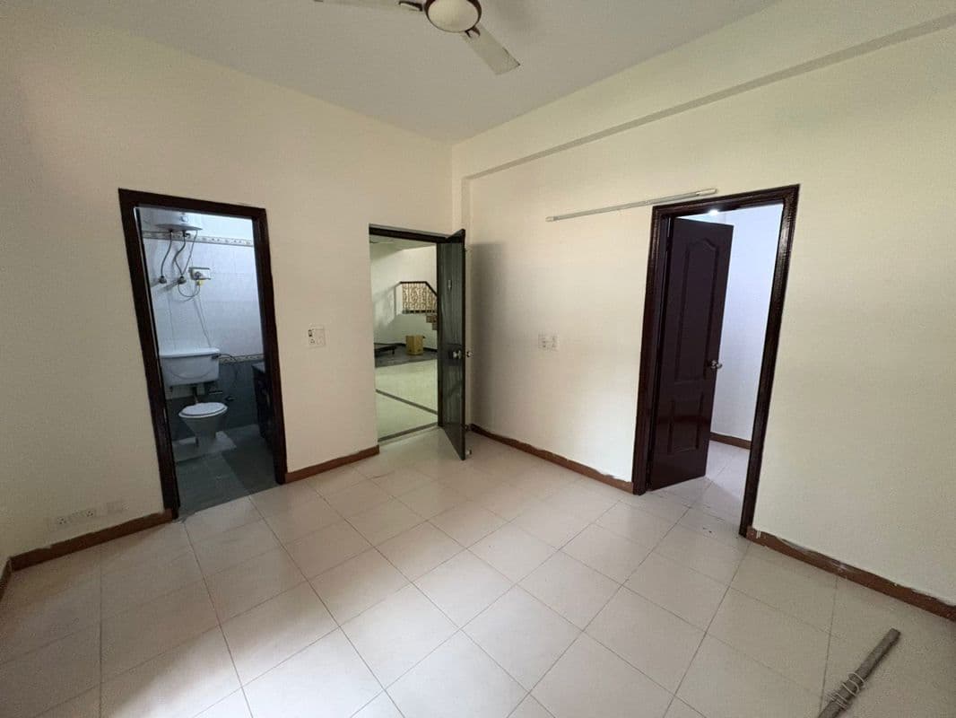 Image of 8 BHK Villa Available for Rent in UPSIDC