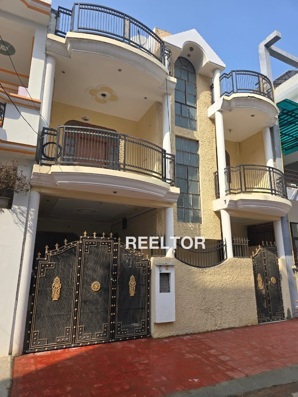 Image of 8 BHK | 6850 sqft | Ground Floor | Nirnay Nagar Sector 3 Part 2