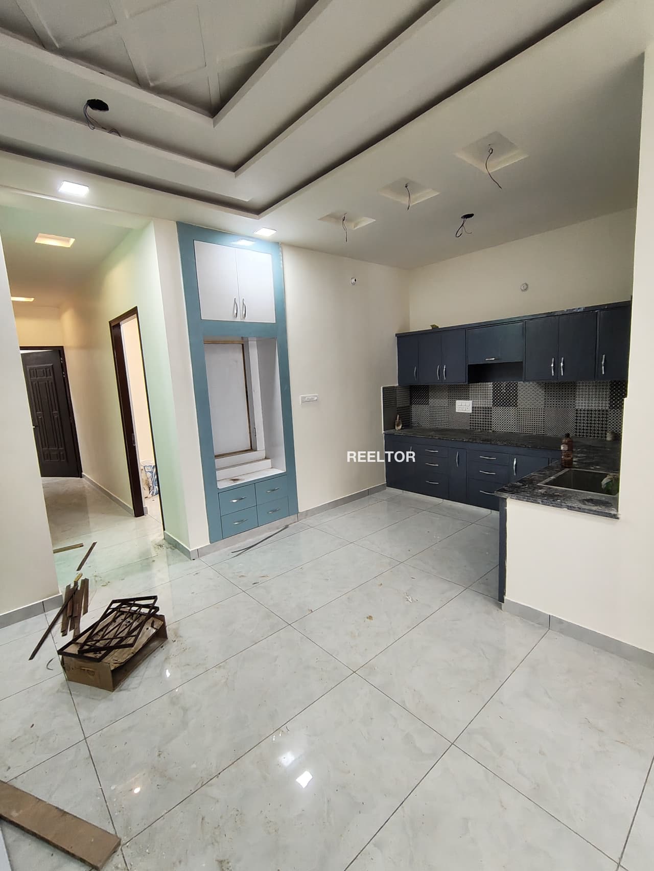 Image of 6 BHK on 2nd Floor for Sale in Shalimar Bagh Block AD