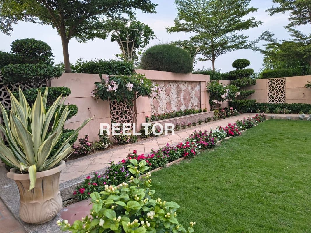 Image of Newly Renovated 8 BHK Villa in Kolar Road Sector A, Bhopal