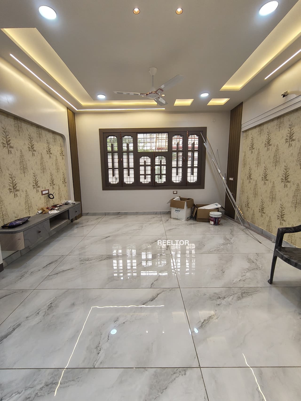 Image of 2100 sqft 8 BHK in Baltana — For Rent