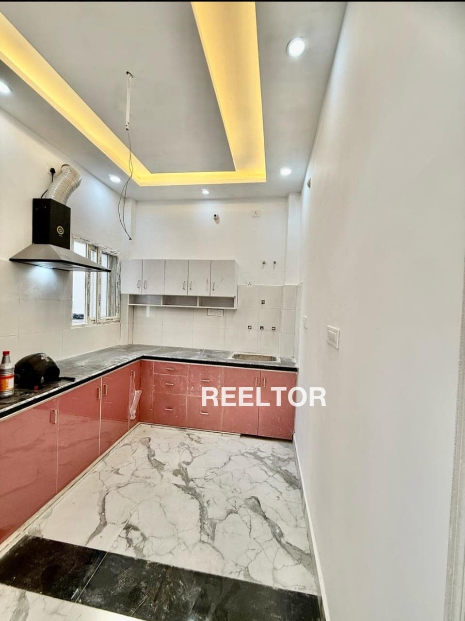 Image of 4500 Sqft 6 BHK Villa Available in Tilak Nagar