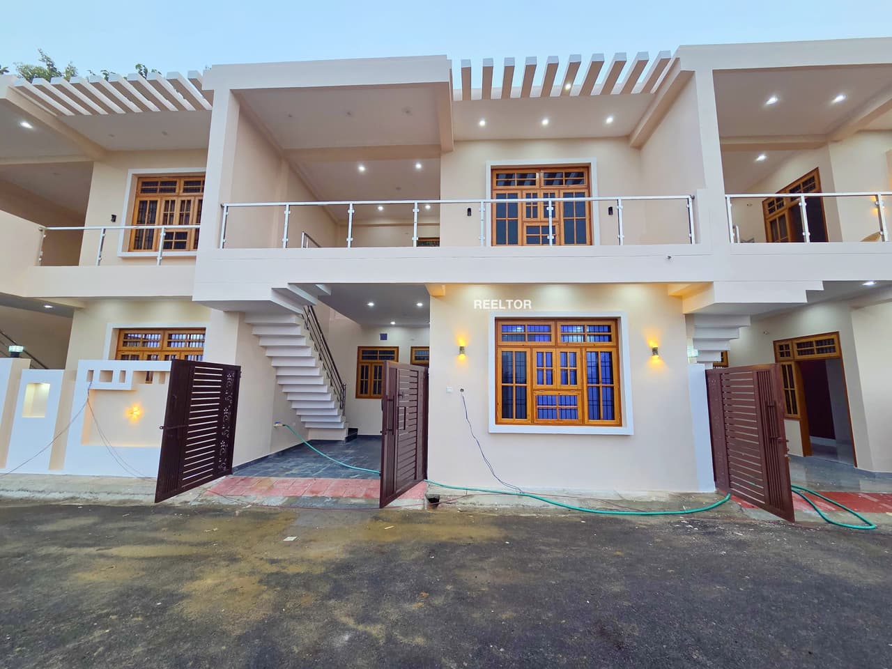 Buy 3 Bhk In Roshani Villa Ashok Vihar