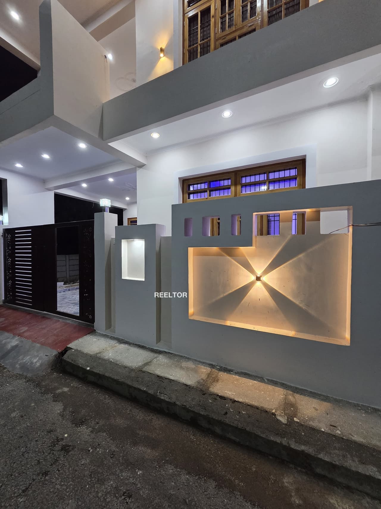 Image of Freehold 5 BHK Villa in Ashok Vihar Phase 3 Block PA,  Delhi