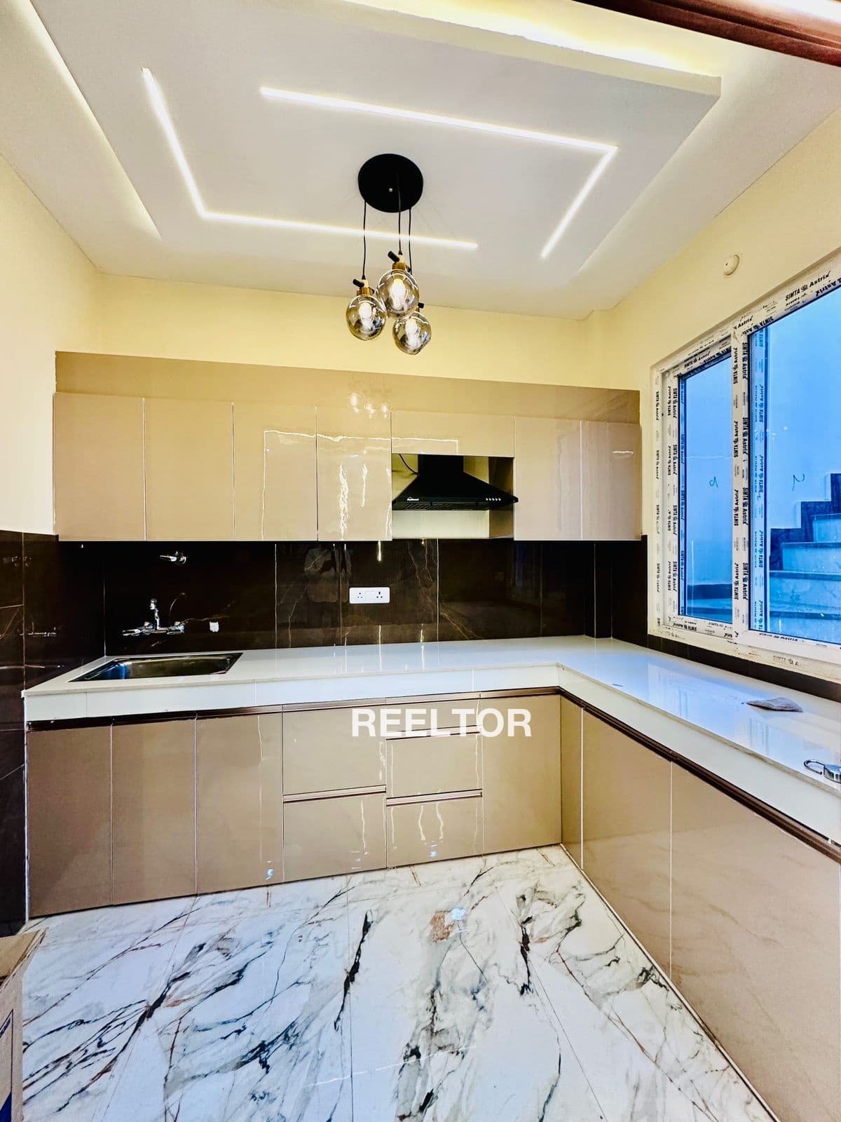 Image of Safe Neighbourhood 5 BHK Villa in sector 61