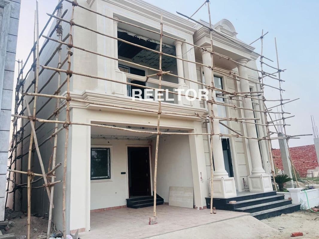 Image of Urgent For Sale: 7 BHK Villa in Vikaspuri Block E