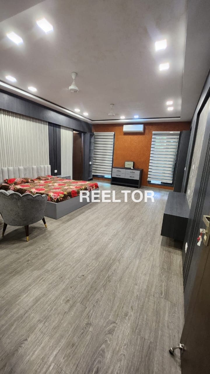 Image of Immediate For Sale — 5 BHK in Sector 50