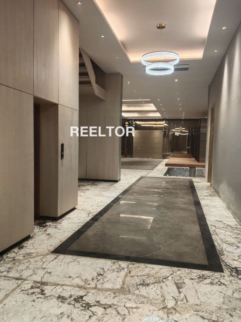 Image of 5149 sqft Carpet 8 BHK in JP Nagar 9th Phase, Bangalore