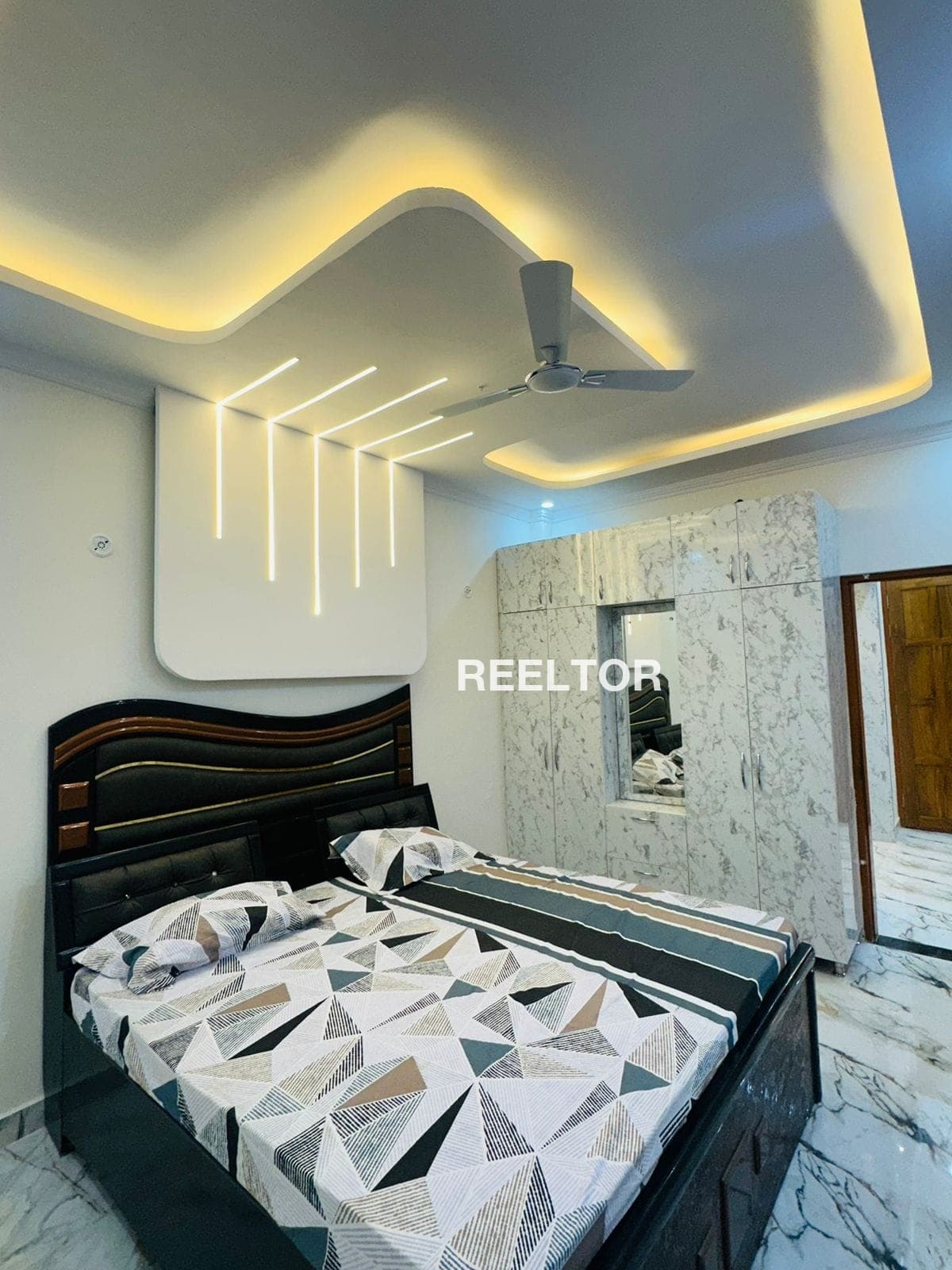 Image of Airy 2nd Floor 7 BHK Villa in Asalpur